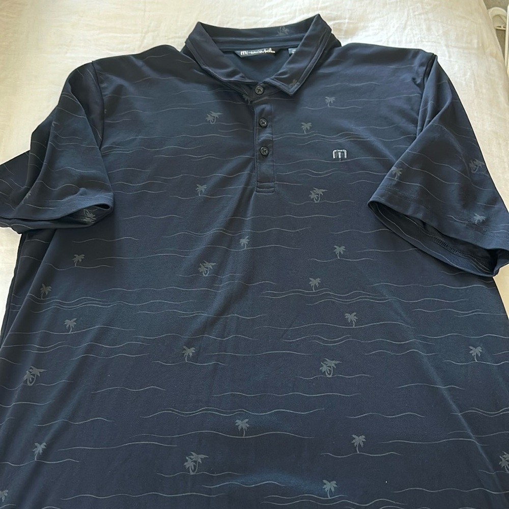 Men's Travis Mathew XXL golf shirt